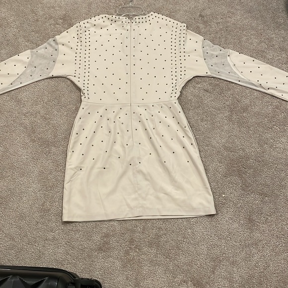 BCBGMAXAZRIA MINI DRESS - Picture 6 of 12